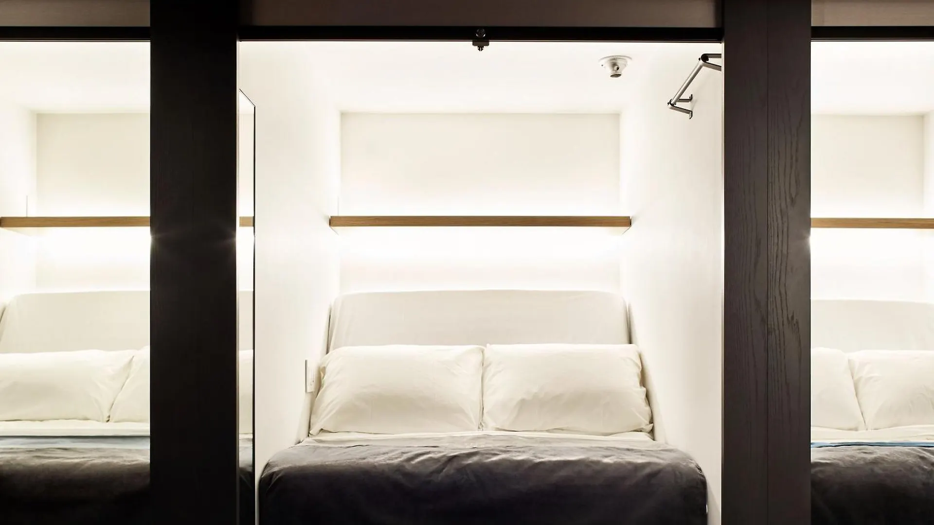 Capsule hotel The Millennials Kyoto Hotel
